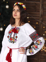 Romanian embroidered blouse