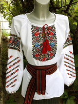 Romanian embroidered blouse