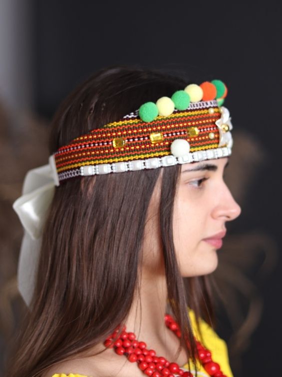 Ukrainian head crown