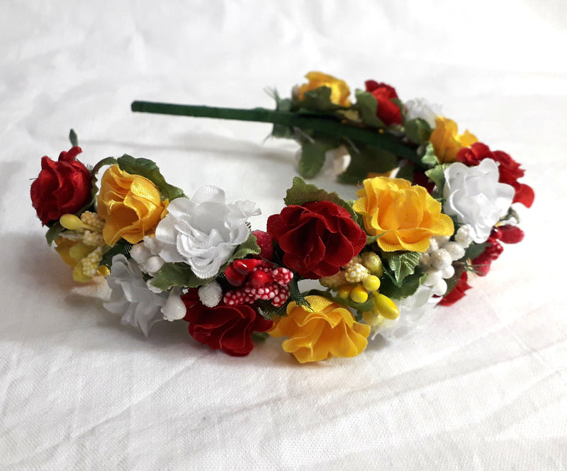 Ukrainian floral head wreath