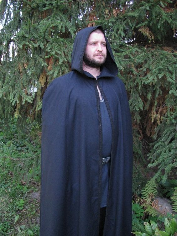 Wool hooded cloak for men